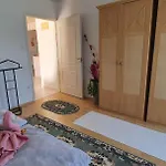 In 43404 Διαμέρισμα *