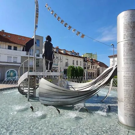 In 43404 * Balatonszabadi