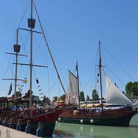 In 43404 Balatonszabadi