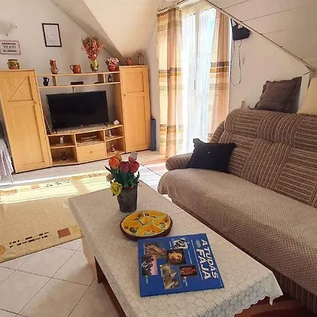 In 43404 Balatonszabadi