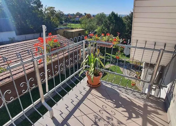 In 43404 アパート